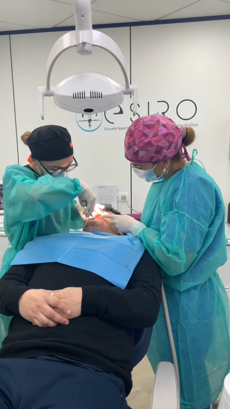 Curso implantes - Actuación 2